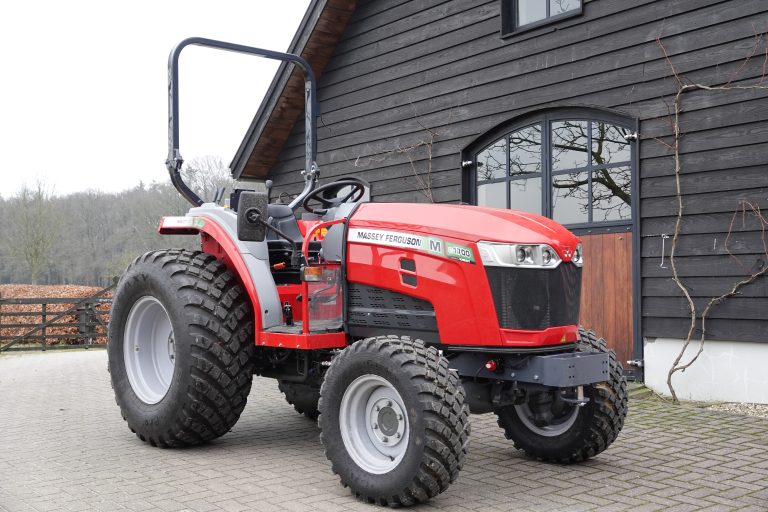 Massey Ferguson e-1700
