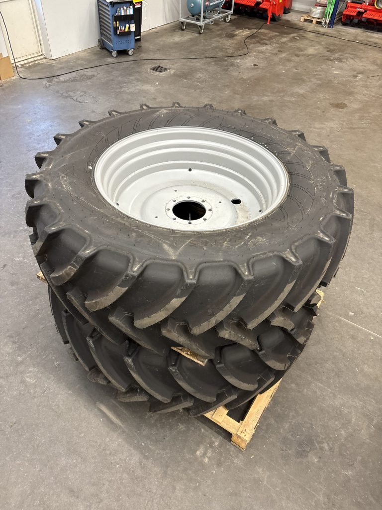 STEL 650/65R42 EN 540/65R30 MITAS