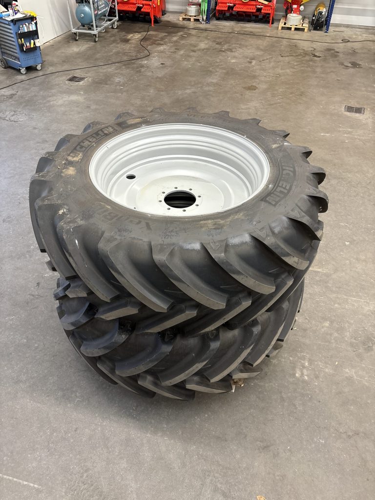 STEL 650/60R42 EN 600/60R28 MICHELIN XEOBIB