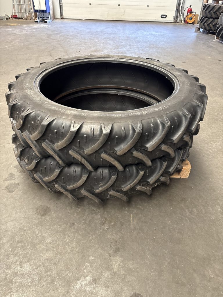 STEL BUITENBANDEN 270/95R38 KLEBER 40%