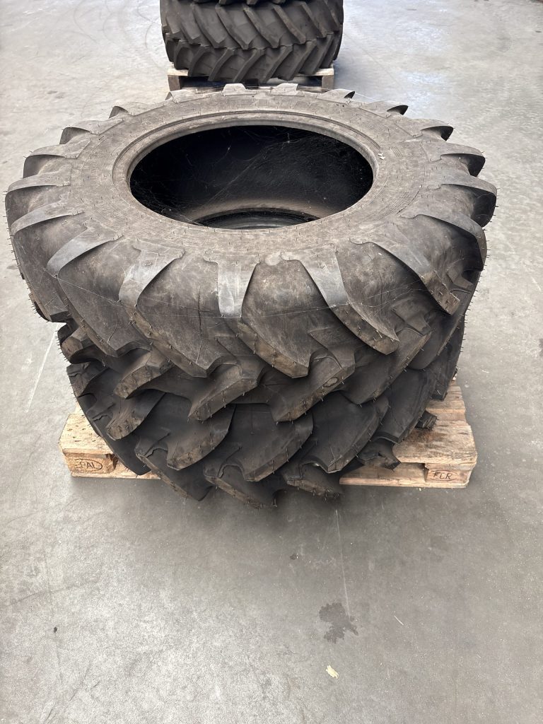 STEL BUITENBANDEN 13.6R24 MICHELIN AGRIBIB