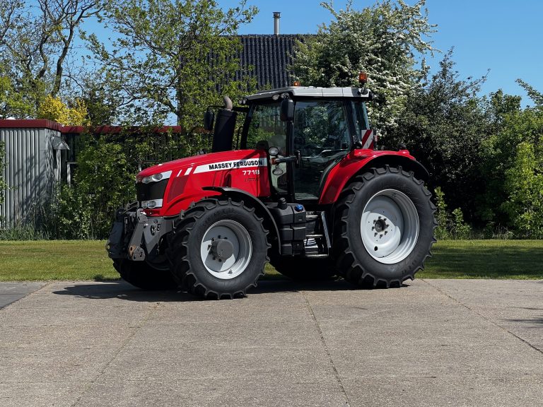 Massey Ferguson 7718 Dyna-VT Exclusive